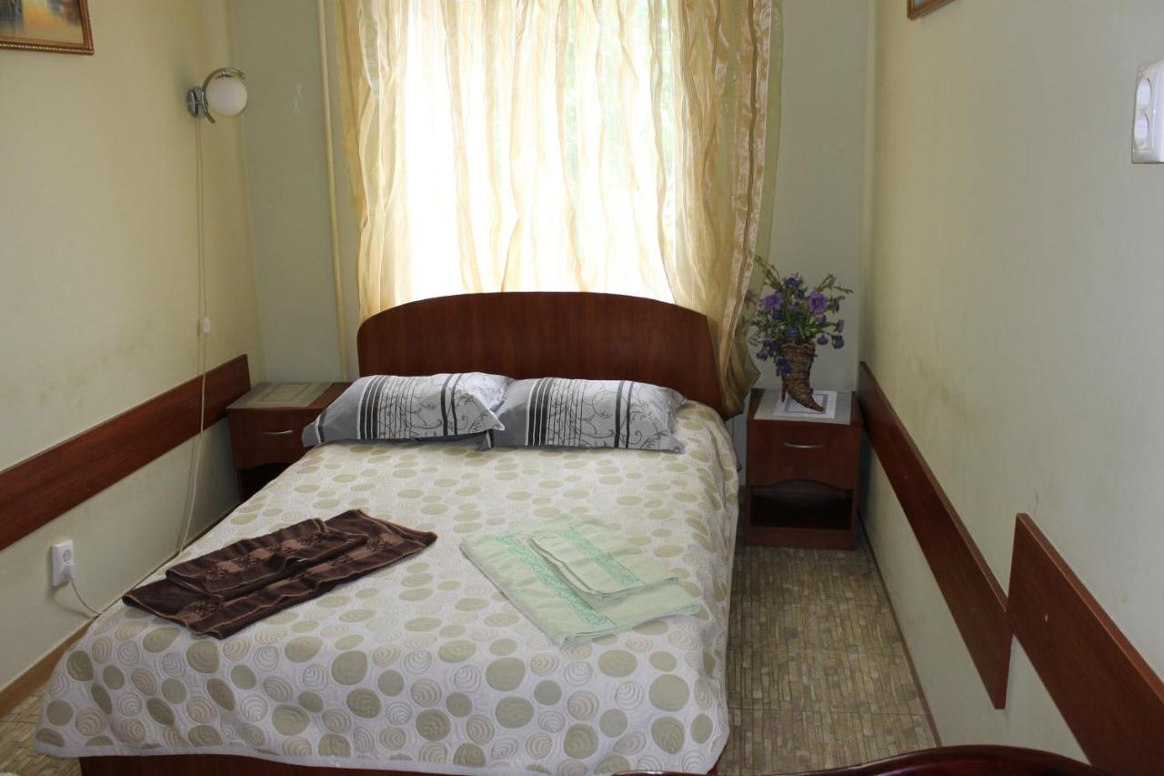 Мини-Отель Боярка Boyarka Extérieur photo