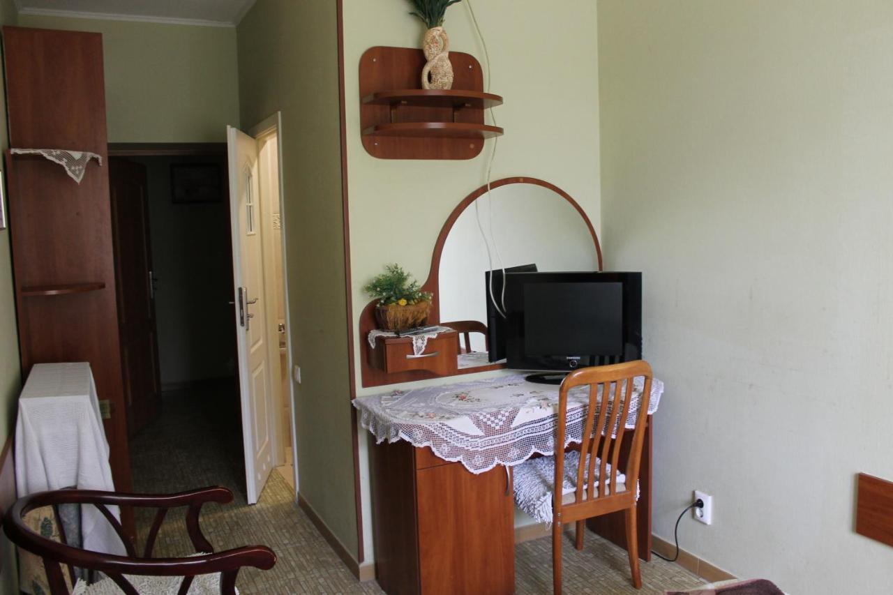 Мини-Отель Боярка Boyarka Extérieur photo