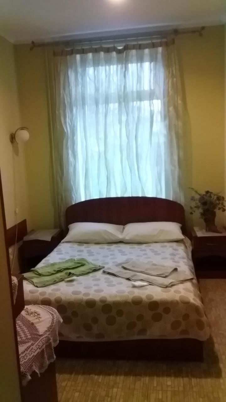 Мини-Отель Боярка Boyarka Extérieur photo